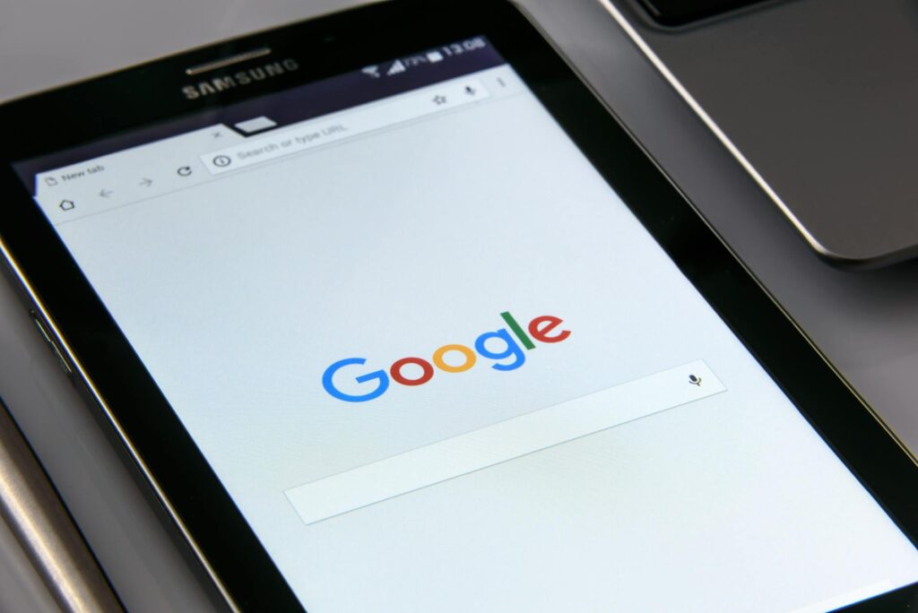 black samsung tablet display google browser on screen → blogidmwebid pexels photo 218717